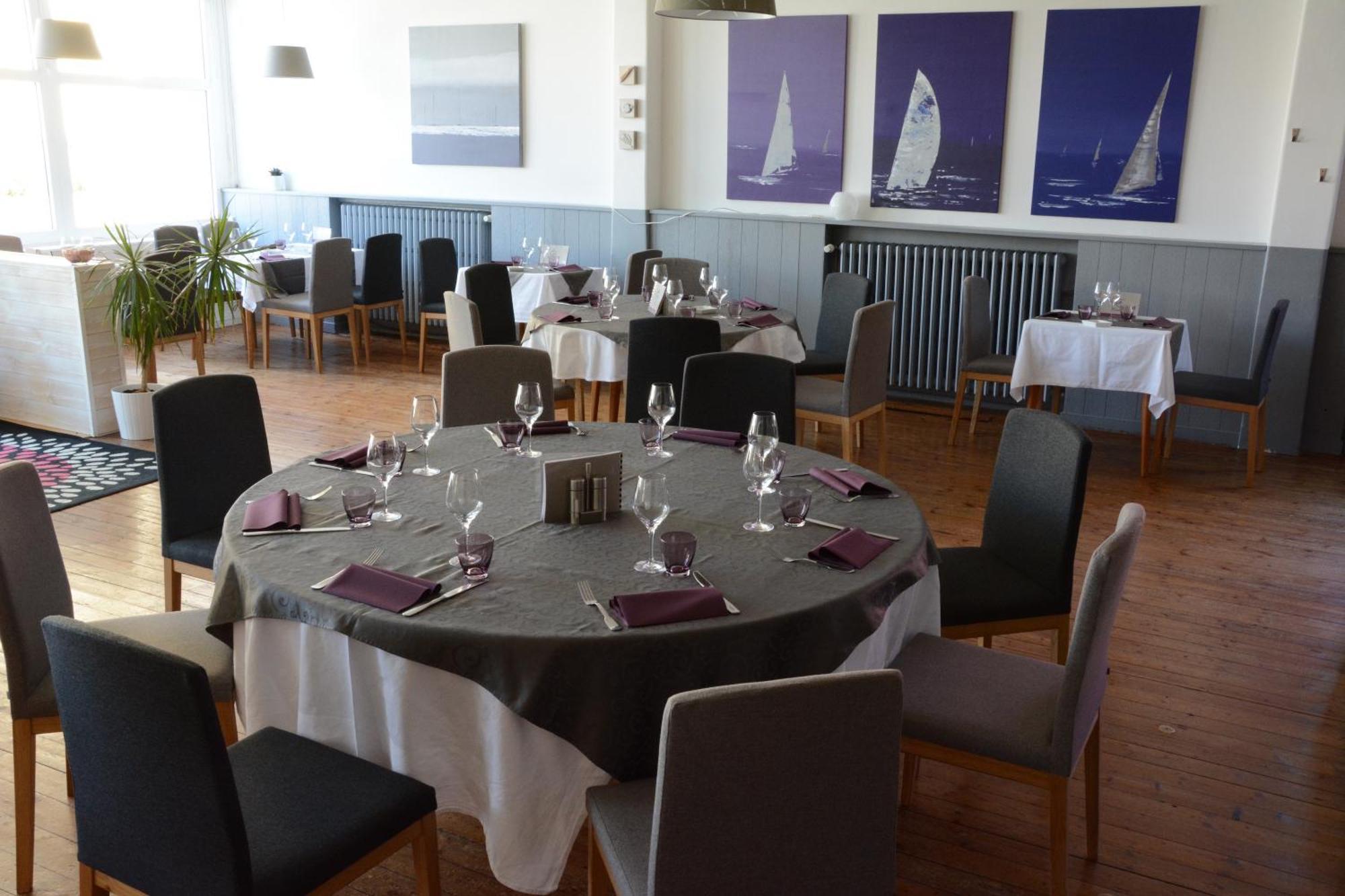 Logis Le Petit Trianon Hotel Saint-Brévin-les-Pins Kültér fotó