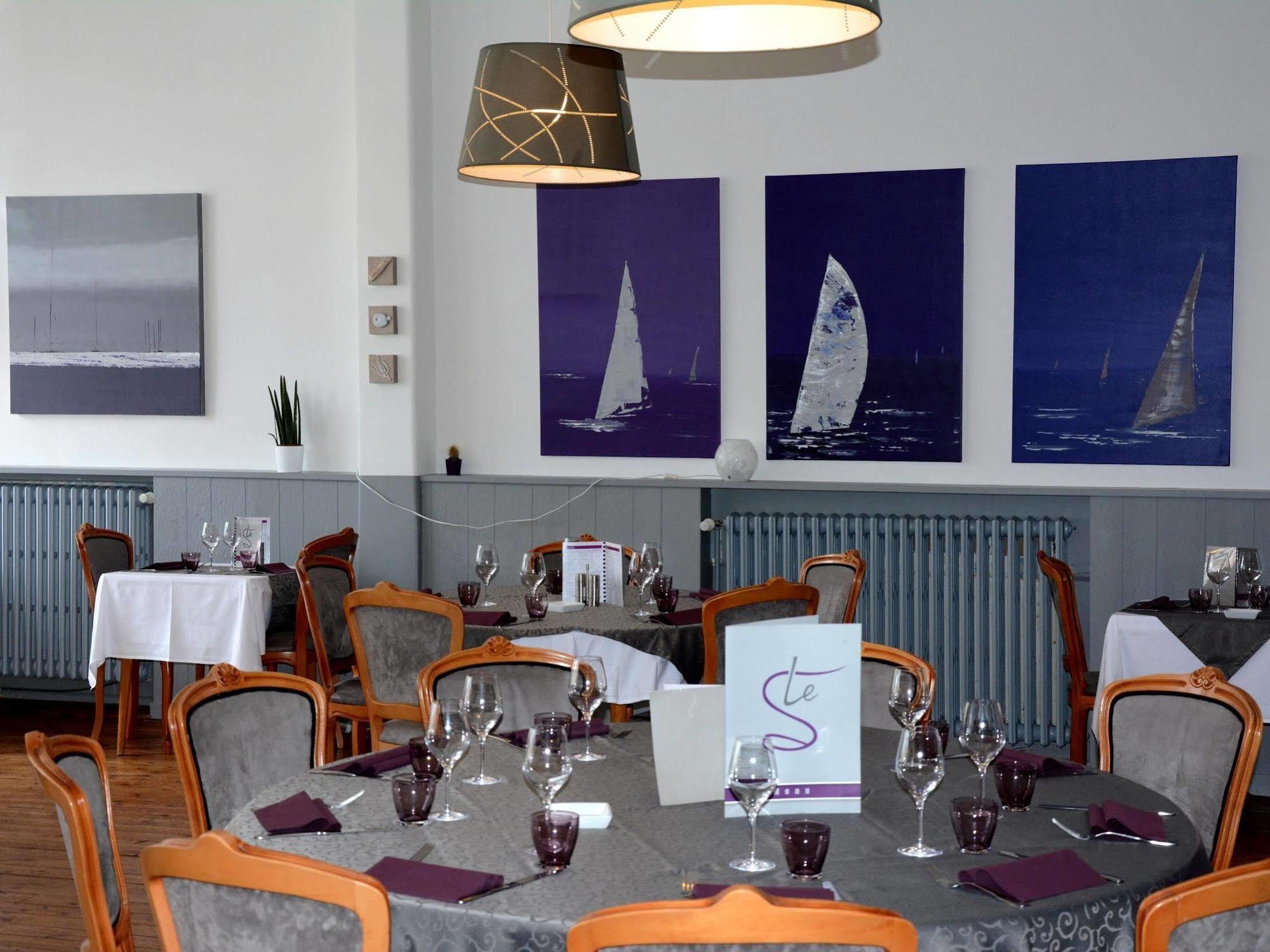 Logis Le Petit Trianon Hotel Saint-Brévin-les-Pins Kültér fotó